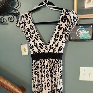 Jodi Kristopher Black and White Floral Dress